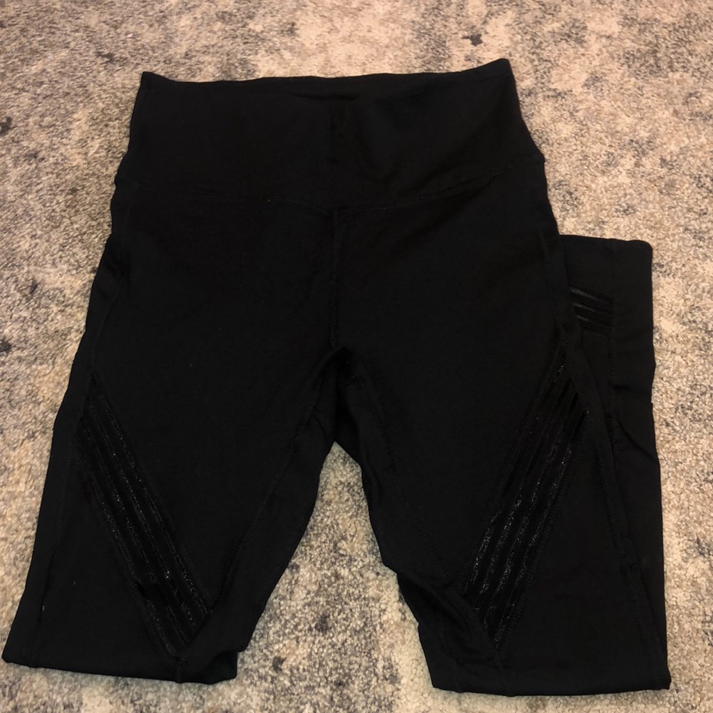 Black leggings